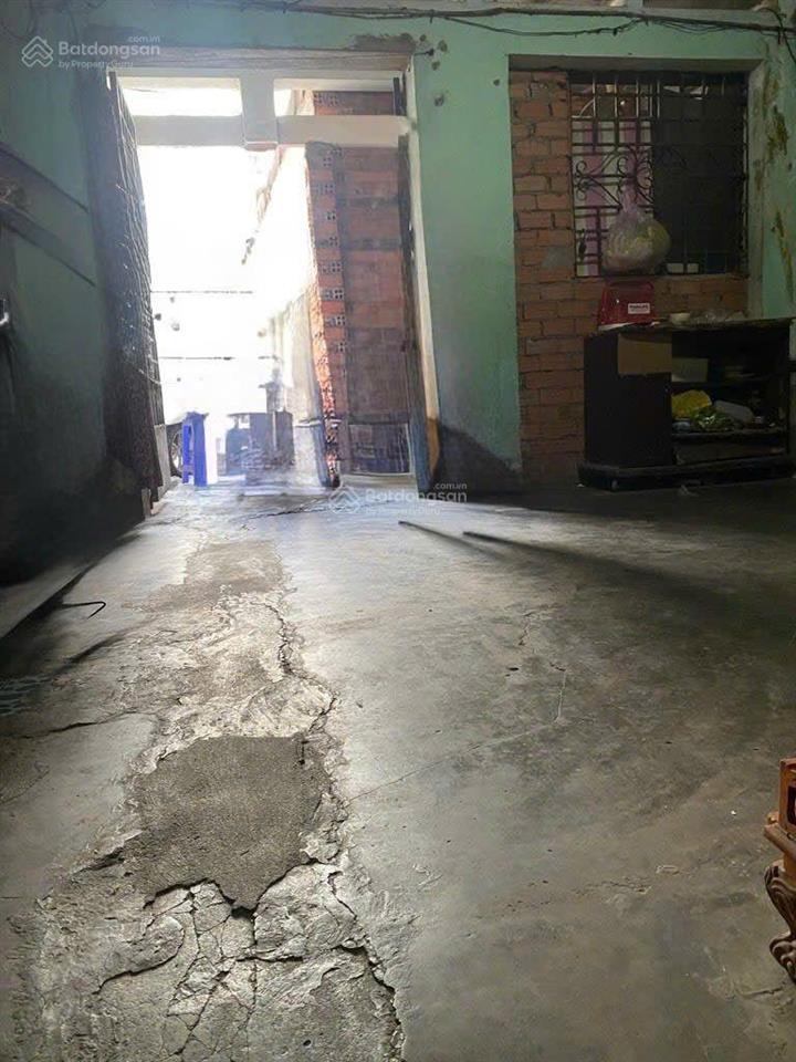 Nhà cấp 4 1/ đường đông bắc, phường tân chánh hiệp, q12, dt 119m2 (5,7m/6,5mx20m) hẻm ôtô thông