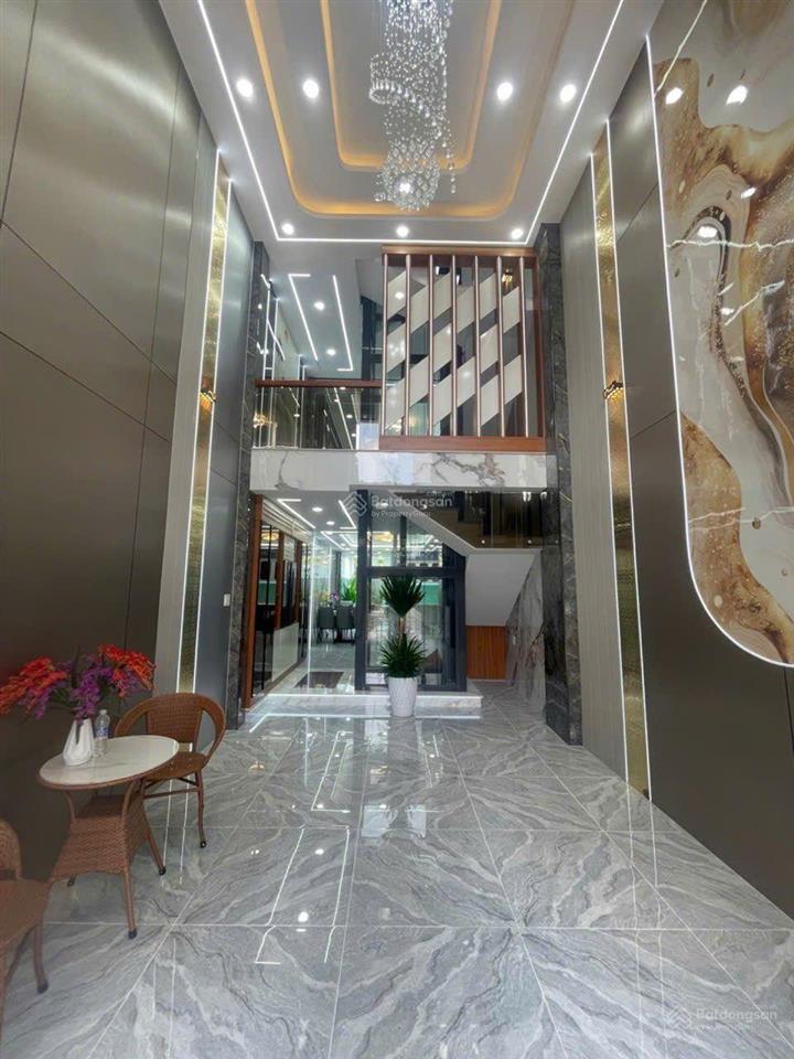 Nhà 5 tầng thang máy  full nội thất đường thạnh lộc 37 phường thạnh lộc q12, 81m, hẻm xe tải