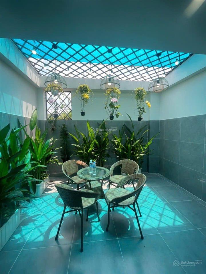 Nhà 5 tầng thang máy  full nội thất đường thạnh lộc 37 phường thạnh lộc q12, 81m, hẻm xe tải