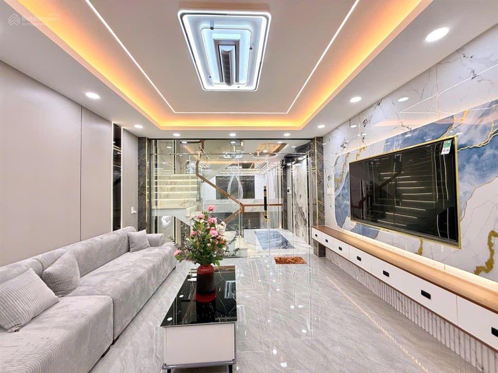Nhà 5 tầng full nội thất đường thạnh xuân 25 phường thạnh xuân q12, 58m hẻm 8m giá 6,7tỷ