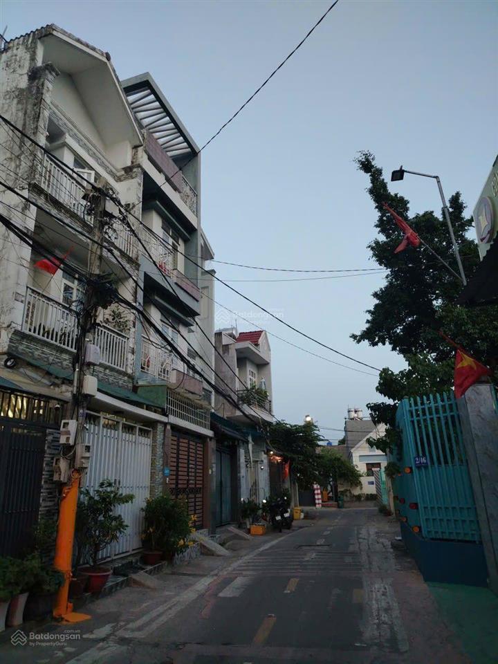 Đất thổ cư đường hà huy giáp phường thạnh lộc q12, dt 70m hẻm 9m giá 4,9tỷ.