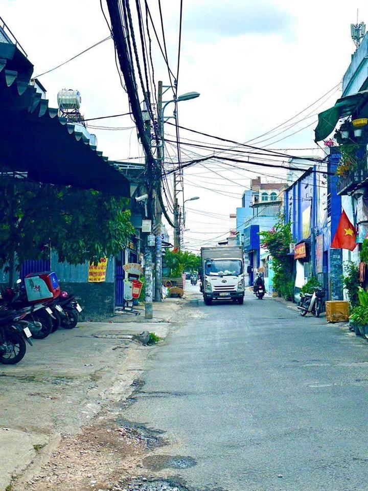 Nhà cấp 4 mặt tiền đường đông hưng thuận 11, phường đông hưng thuận, q12, dt 200m2 (12mx17m)