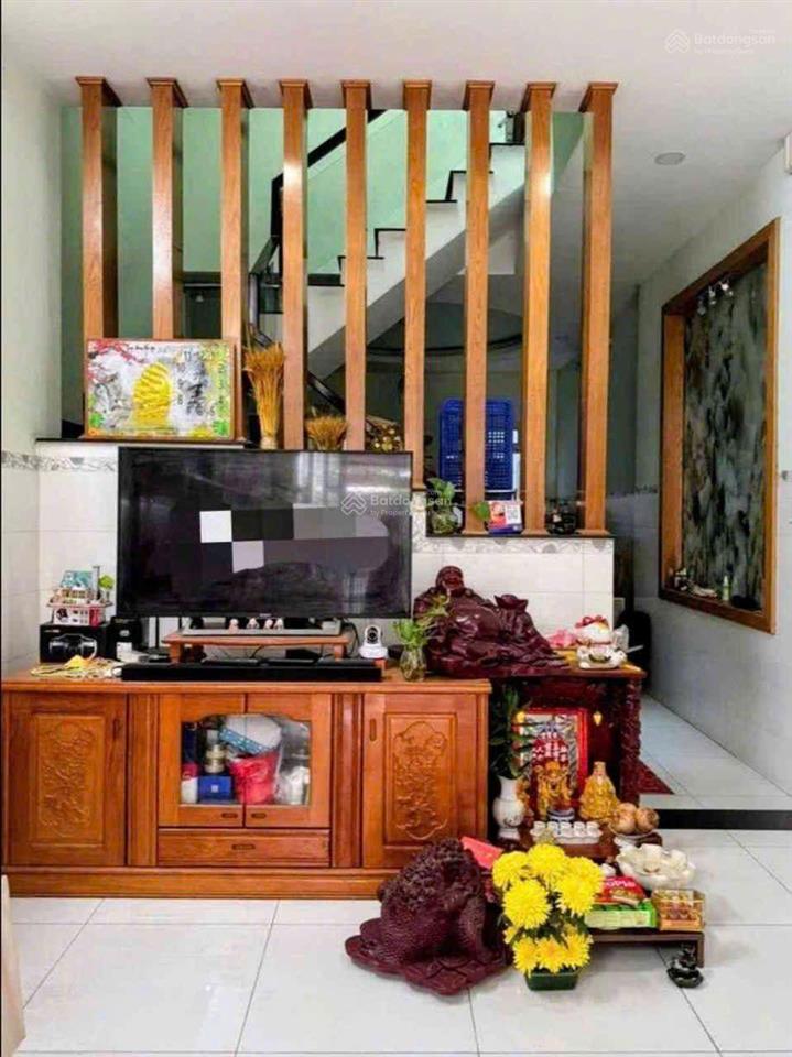 Nhà 3 tầng mặt tiền đường thạnh lộc 50 phường thạnh lộc q12, dt 86m đường 8m giá 6,5tỷ