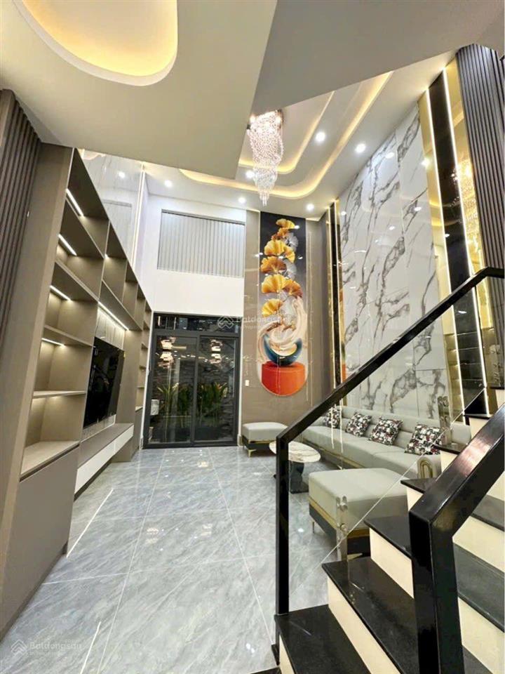 Nhà 5 tầng full nội thất đường thạnh lộc 31 phường thạnh lộc q12, dt 63m (4,5*14) hẻm 8m