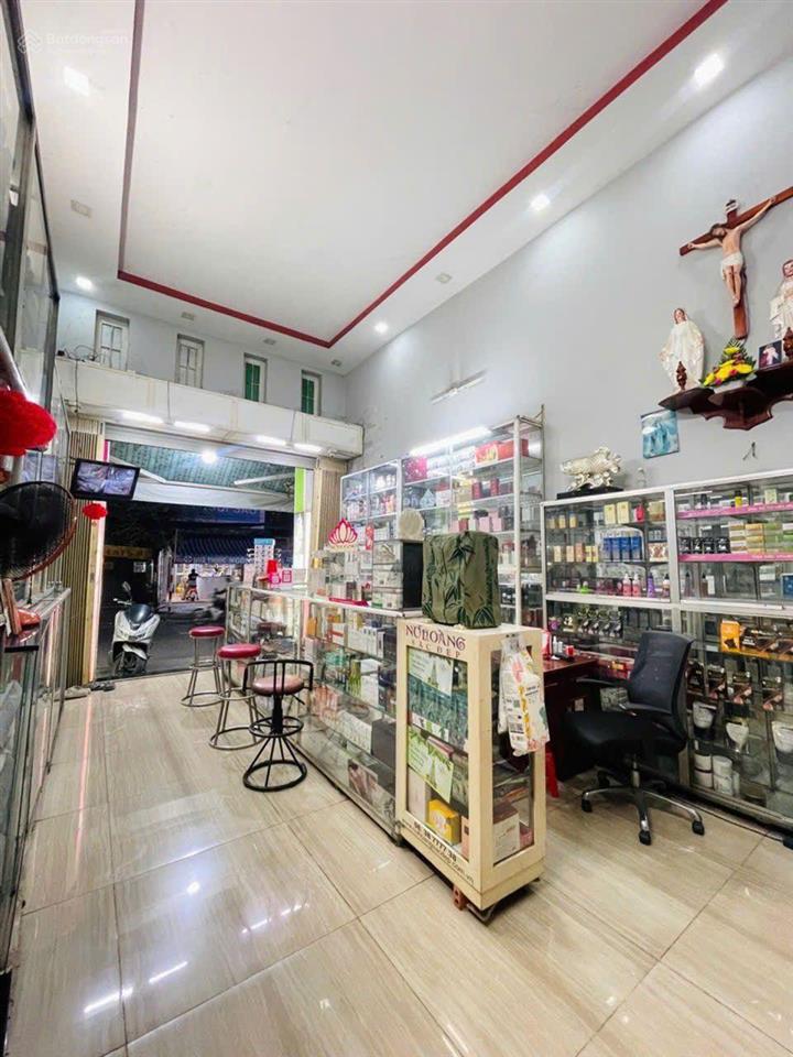 Nhà 1,5 tầng mặt tiền chợ kd đường nguyễn văn quá, phường đông hưng thuận, q12, dt 84m2