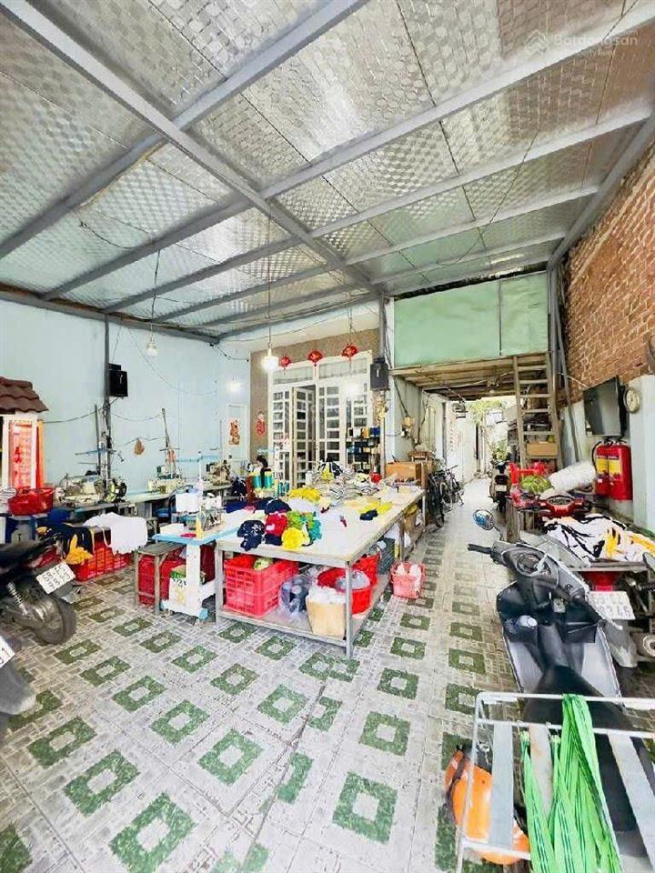 Nhà 2 tầng mặt tiền hẻm đường hiệp thành 10, phường hiệp thành, q12, dt 270m2 (7,1mx35m)