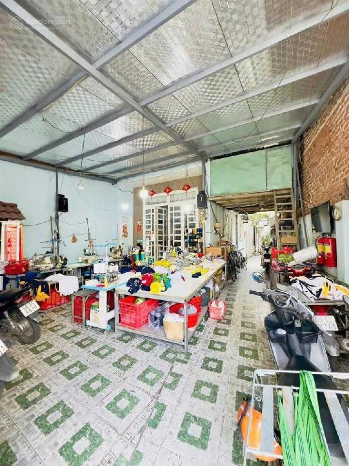 Nhà 2 tầng mặt tiền hẻm đường hiệp thành 10, phường hiệp thành, q12, dt 270m2(7,1mx35m)