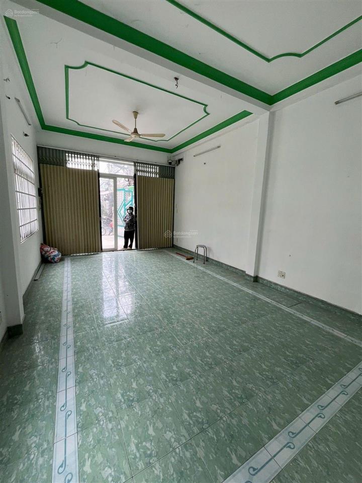 Nhà 3 tầng mặt tiền đường hà bổng, phường trung mỹ tây, quận 12, dt 86m2 (4,5mx19m) giá 10,5tỷ