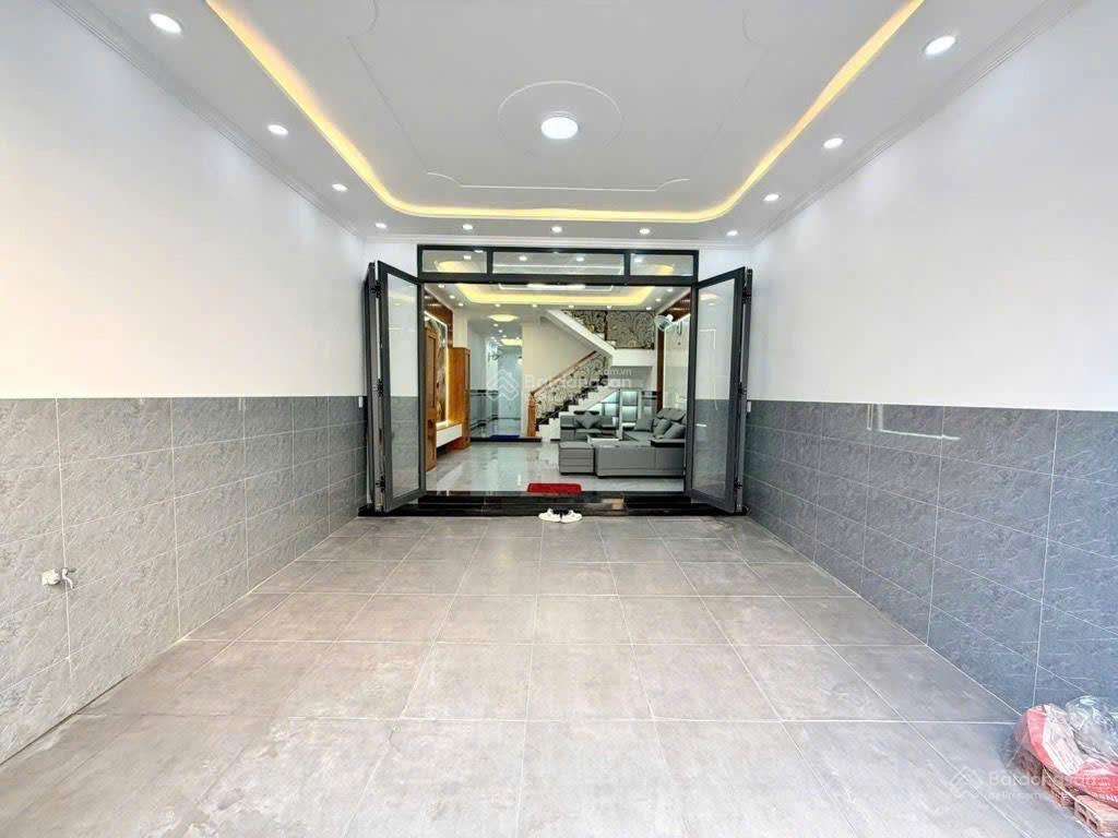 Nhà 2 tầng full nội thất đường lê văn khương sát chợ thiếc, phường ht, q12, dt 92m2 (5x19) hẻm ôtô