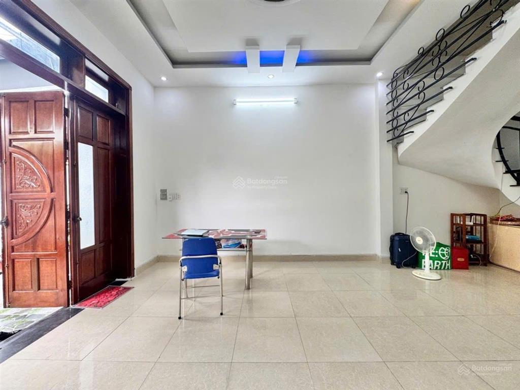 Nhà 3 tầng mặt tiền đường thạnh lộc 16 phường thạnh lộc q12, dt 126m² (5*25) đường 10m giá 8,5tỷ