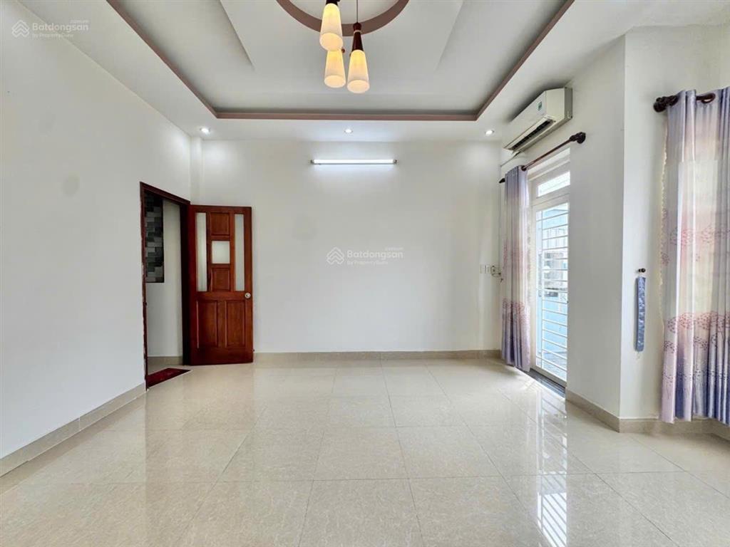 Nhà 3 tầng mặt tiền đường thạnh lộc 16 phường thạnh lộc q12, dt 126m² (5*25) đường 10m giá 8,5tỷ