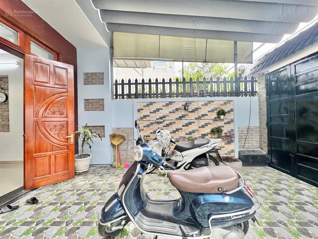 Nhà 3 tầng mặt tiền đường thạnh lộc 16 phường thạnh lộc q12, dt 126m² (5*25) đường 10m giá 8,5tỷ