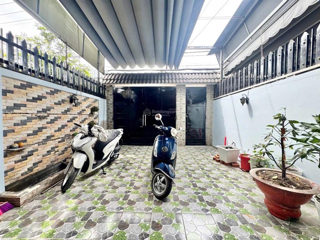 Nhà 3 tầng mặt tiền đường thạnh lộc 16 phường thạnh lộc q12, dt 126m² (5*25) đường 10m giá 8,5tỷ