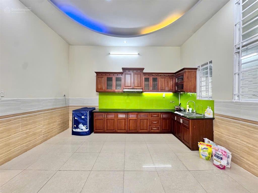 Nhà 3 tầng mặt tiền đường thạnh lộc 16 phường thạnh lộc q12, dt 126m² (5*25) đường 10m giá 8,5tỷ