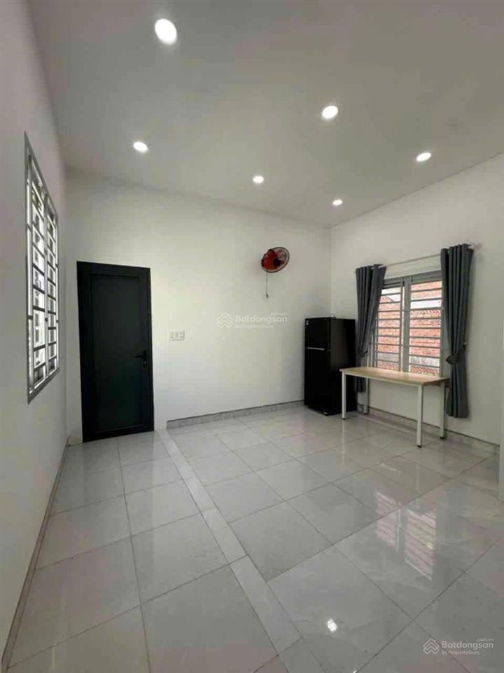 Nhà 2 tầng đường quốc lộ 1a phường an phú đông q12, dt 117m² hẻm 6m giá 6,5tỷ.