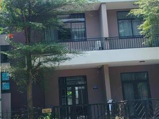 Nhà phố cực rẻ liền kề hóc môn khu đồng bộ 1 trệt 2 lầu. giá 2,8 tỷ.  0832 369 ***