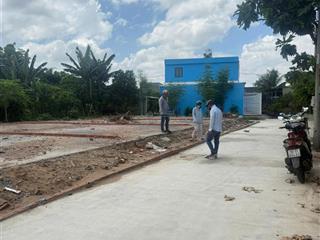 Ngộp cần bán gấp lô đất 1 sẹc đường dương công khi. giá 2,6 tỷ, thương lượng