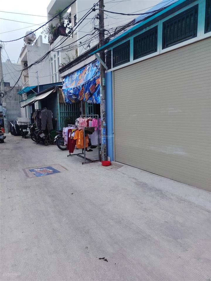 Bán nhà cấp 4 hẻm đường song hành, trứng chánh.3,550 tỷ.  0832 369 ***