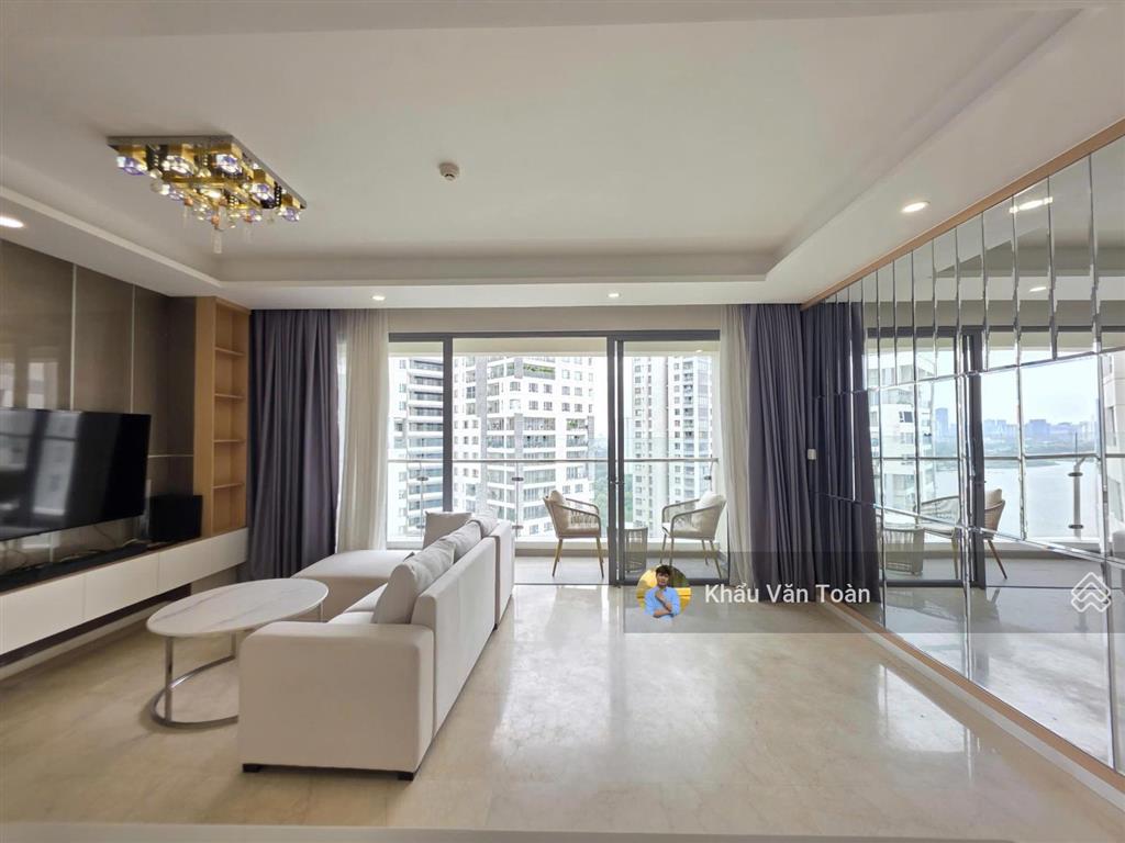 Chung cư cao cấp giá rẻ đảo kim cương  diamond island. 2pn 2wc, view sông siêu đẹp, ngắm pháo hoa