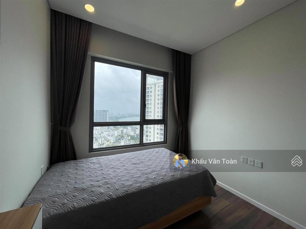 Cho thuê 3 phòng ngủ giá rẻ tại đảo kim cương  diamond island. view ngắm pháo hoa, nội thất mới.