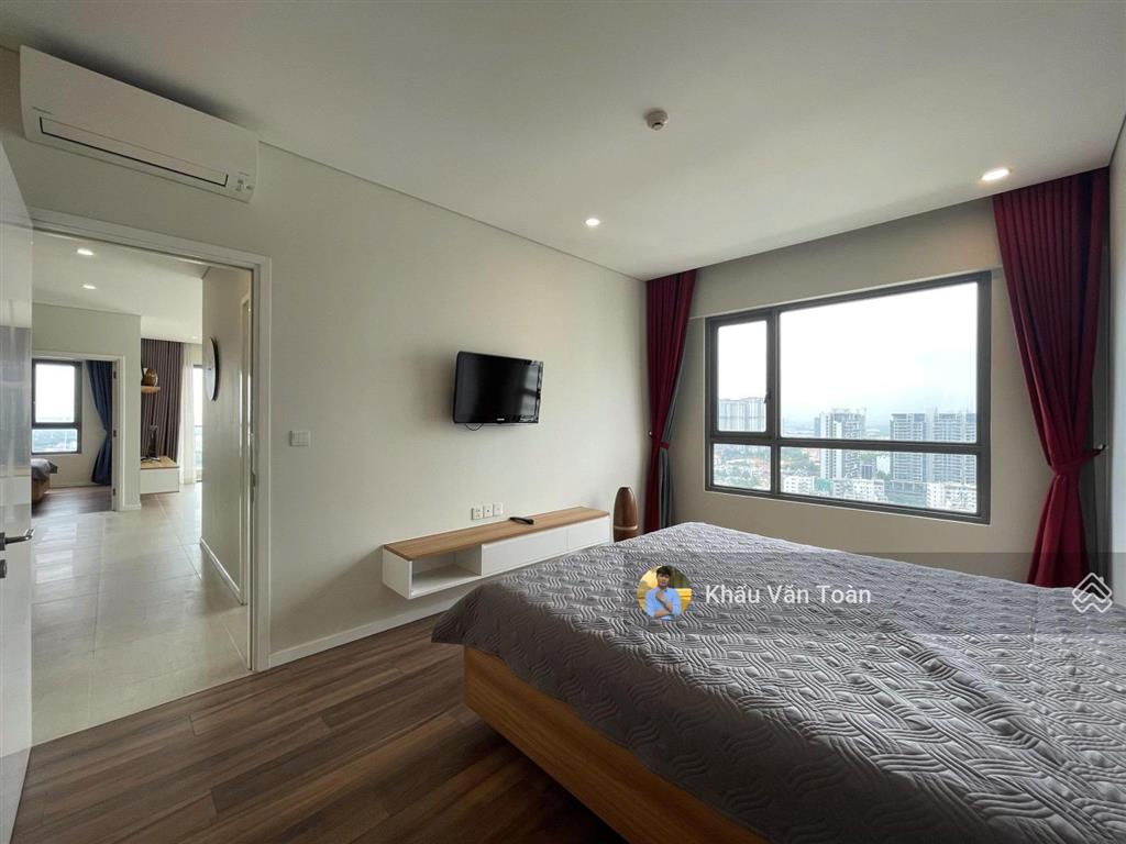 Cho thuê 3 phòng ngủ giá rẻ tại đảo kim cương  diamond island. view ngắm pháo hoa, nội thất mới.