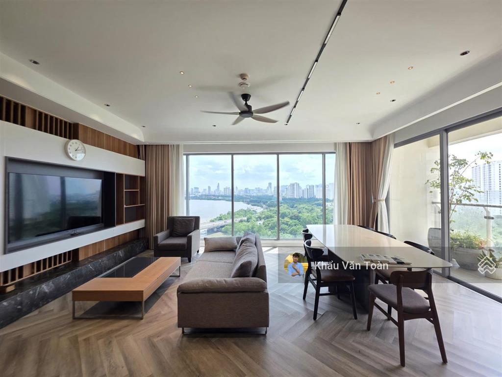 Chung cư cao cấp 4 phòng ngủ đảo kim cương giá rẻ. view ngắm pháo hoa landmark81 & quận 1 cực đẹp.