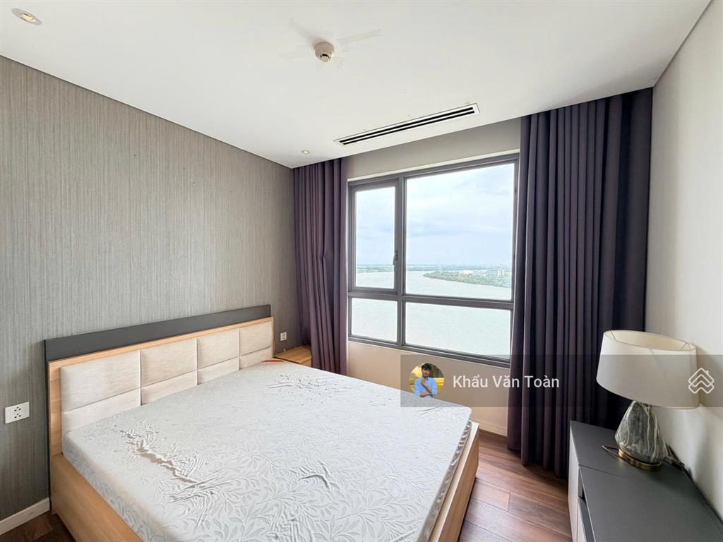 Chung cư cao cấp 3pn siêu rộng 164m2, view trực diện sông sg và pháo hoa quận 1, 2 ban công thoáng