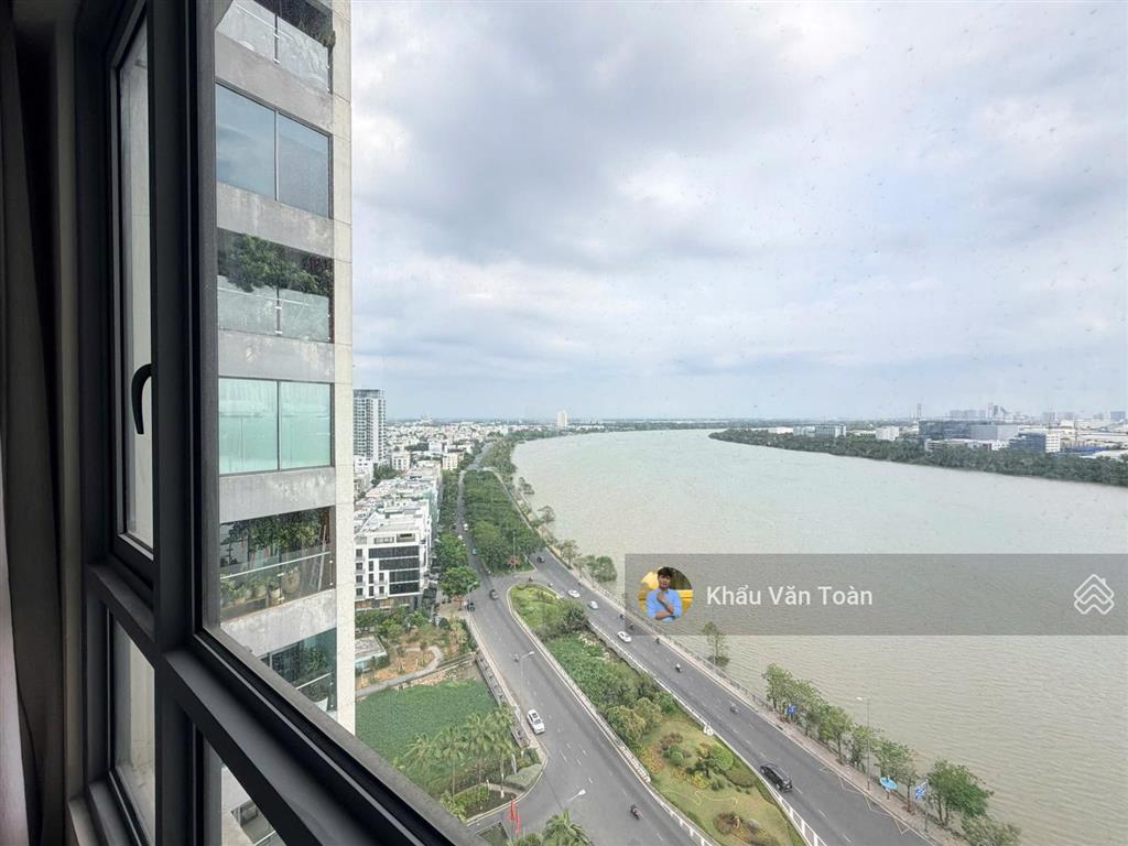 Chung cư cao cấp 3pn siêu rộng 164m2, view trực diện sông sg và pháo hoa quận 1, 2 ban công thoáng