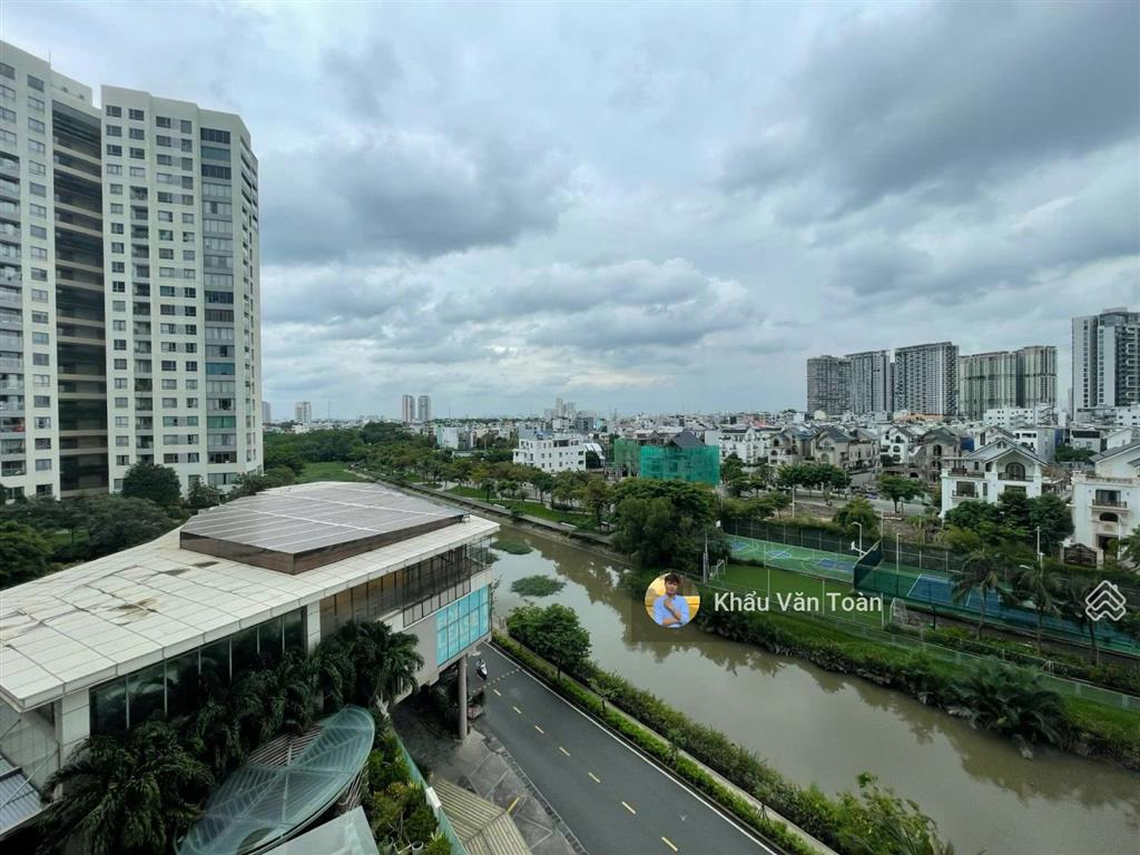 Cho thuê chung cư cao cấp 3pn giá siêu rẻ, diện tích 117m2, view sông sg siêu đẹp. full nội thất.