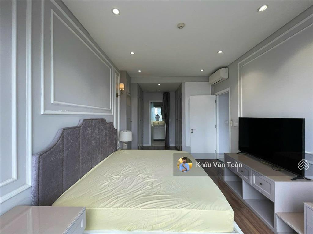 Cho thuê chung cư cao cấp 3pn giá siêu rẻ, diện tích 117m2, view sông sg siêu đẹp. full nội thất.