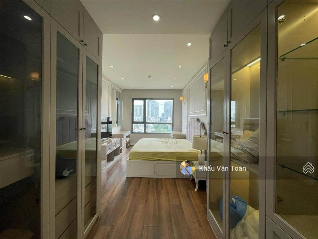 Cho thuê chung cư cao cấp 3pn giá siêu rẻ, diện tích 117m2, view sông sg siêu đẹp. full nội thất.