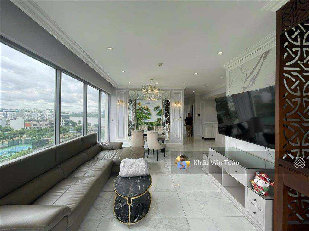 Cho thuê chung cư cao cấp 3pn giá siêu rẻ, diện tích 117m2, view sông sg siêu đẹp. full nội thất.
