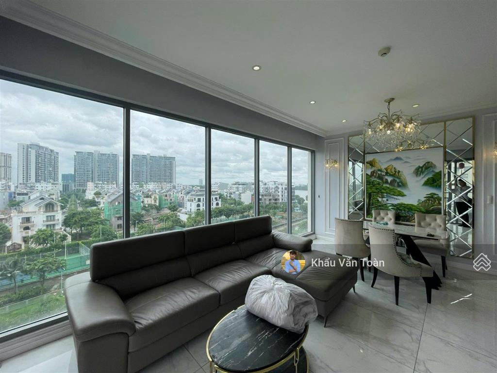 Cho thuê chung cư cao cấp 3pn giá siêu rẻ, diện tích 117m2, view sông sg siêu đẹp. full nội thất.
