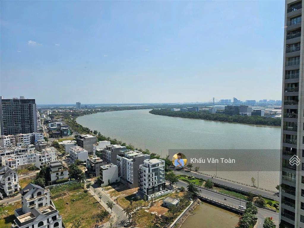 Chung cư cao cấp 3pn giá siêu rẻ,rộng 120m2 đảo kim cương. view sông sg siêu đẹp. nội thất mới 100%
