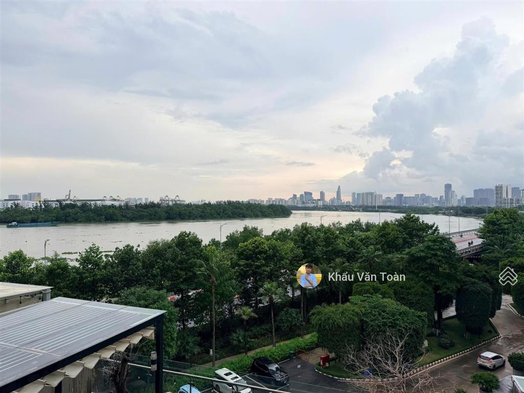 Căn hộ cao cấp 3 phòng ngủ. view cực đẹp, trực diện sông sài gòn & ngắm pháo hoa quận 1 cực đẹp.