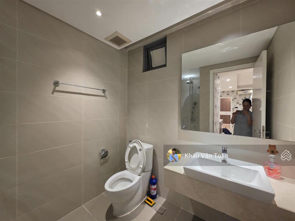 Căn hộ cao cấp 2 phòng ngủ | giá siêu rẻ |nội thất mới. view sông & hồ bơi cực chill, tầng cao đẹp.