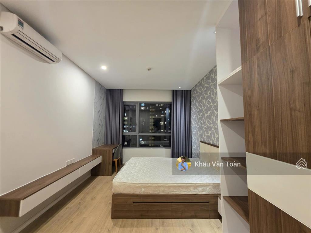 Căn hộ cao cấp 2 phòng ngủ | giá siêu rẻ |nội thất mới. view sông & hồ bơi cực chill, tầng cao đẹp.