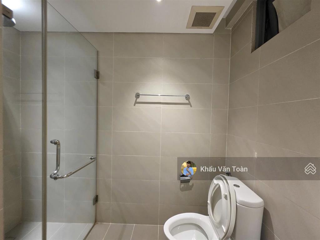 Căn hộ cao cấp 2 phòng ngủ | giá siêu rẻ |nội thất mới. view sông & hồ bơi cực chill, tầng cao đẹp.
