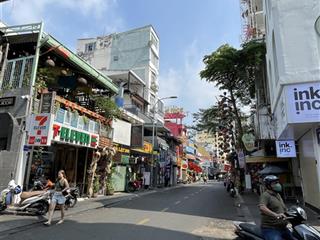 Bán lẹ nhà đẹp vào ở liền 2 tầng, 4,1x25m, ngay đường 3/2, thành thái xe hơi vô nhà, chào 18tỷ yl