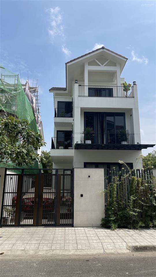 Nhà bán nhanh 4 tầng, 4x26,5m, mặt tiền khu bắc hải, phường 15, quận 10, khu cao cấp nhỉnh 16 tỷ