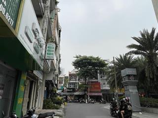 Nhà 5 tầng mặt tiền đường lý thường kiệt 6,1x20m, phường diên hồng, tp hcm, nhỉnh 38tỷ