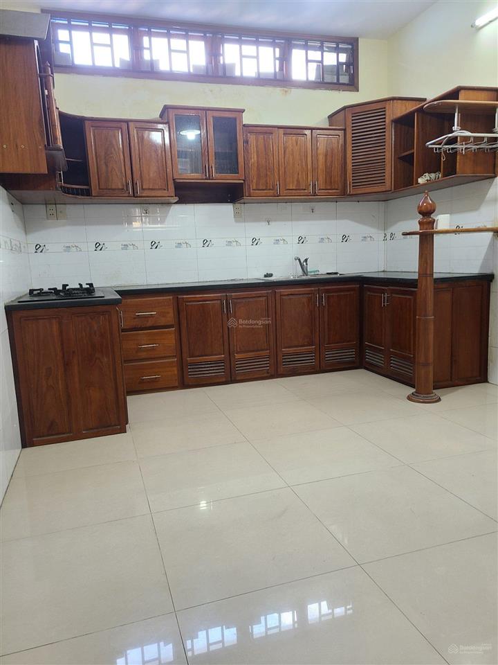 Nhà hai mặt tiền 5x20m, đường xe hơi phạm văn đồng, phường linh xuân, thủ đức, nhỉnh 5tỷ3