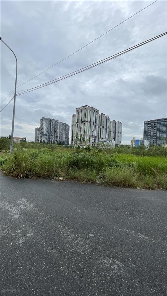 Bán nhanh góc 2 mặt tiền,8x10m, đường xe hơi nguyễn duy trinh, long trường, kế đông tăng long, 6ty3