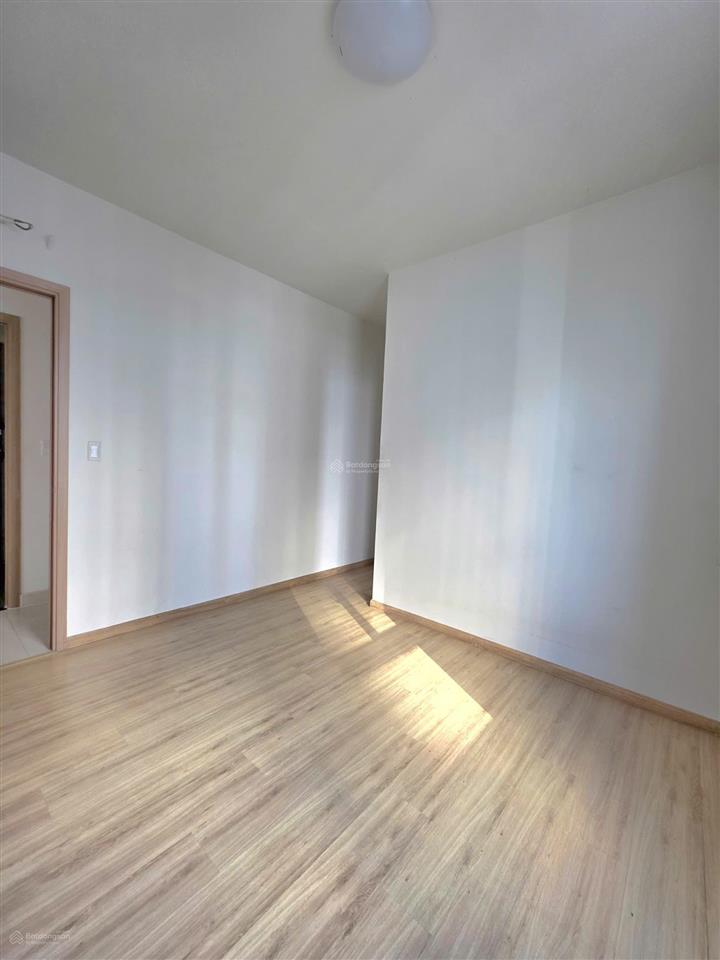 Cho thuê nhanh căn citi soho 2pn2wc, 59m2 giá 6,5tr trống sẵn ở liền