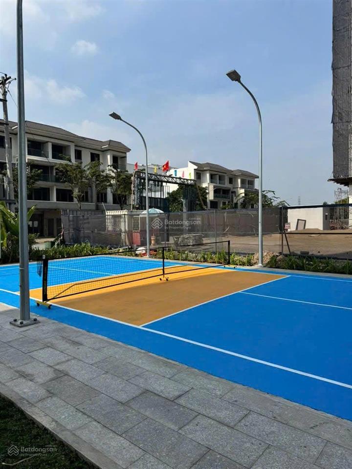 Cần bán căn citi alto, block d, 2pn2wc, lầu trung, nhà mới 100%, giá 3 tỷ bao thuế phí