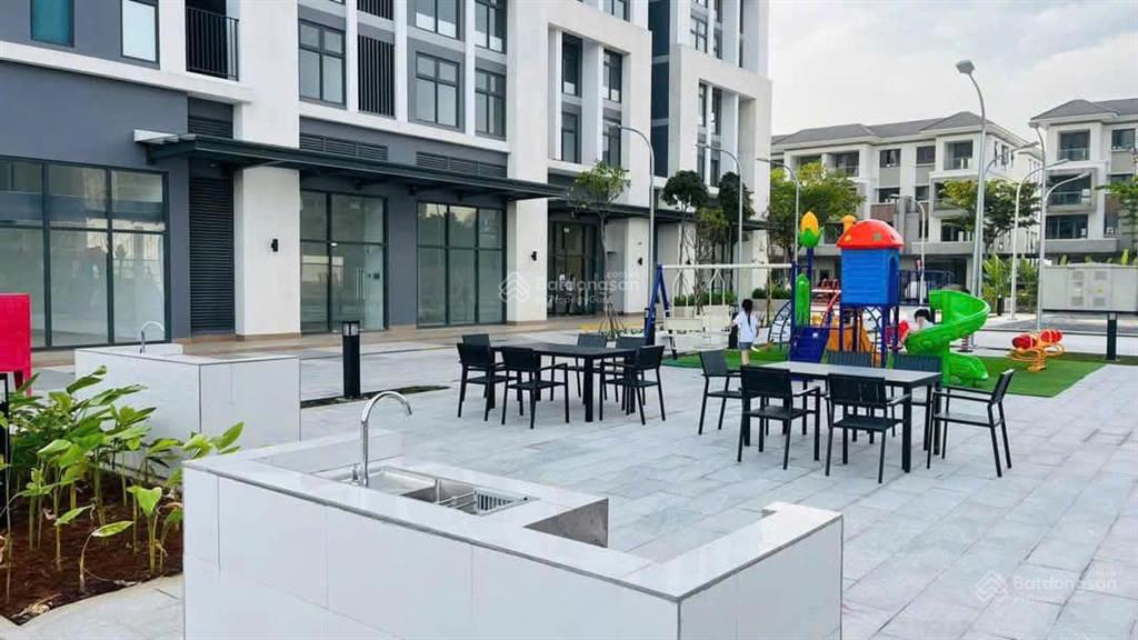 Cần bán căn citi alto, block d, 2pn2wc, lầu trung, nhà mới 100%, giá 3 tỷ bao thuế phí