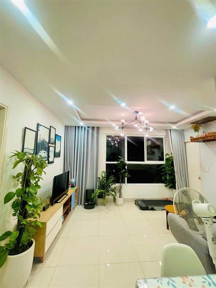 Cho thuê căn góc cc citi home, 2pn2wc, 73m2 nt đầy đủ, lầu trung thoáng mát, ở liền giá 7,5 triệu