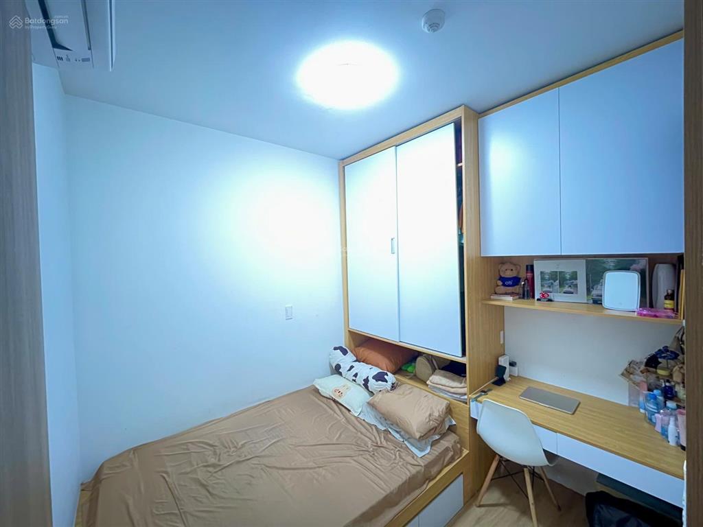 Bán nhanh căn góc citi soho, 2pn2wc, 60m2 full nội thất giá tốt 2,8 tỷ bao thuế phí