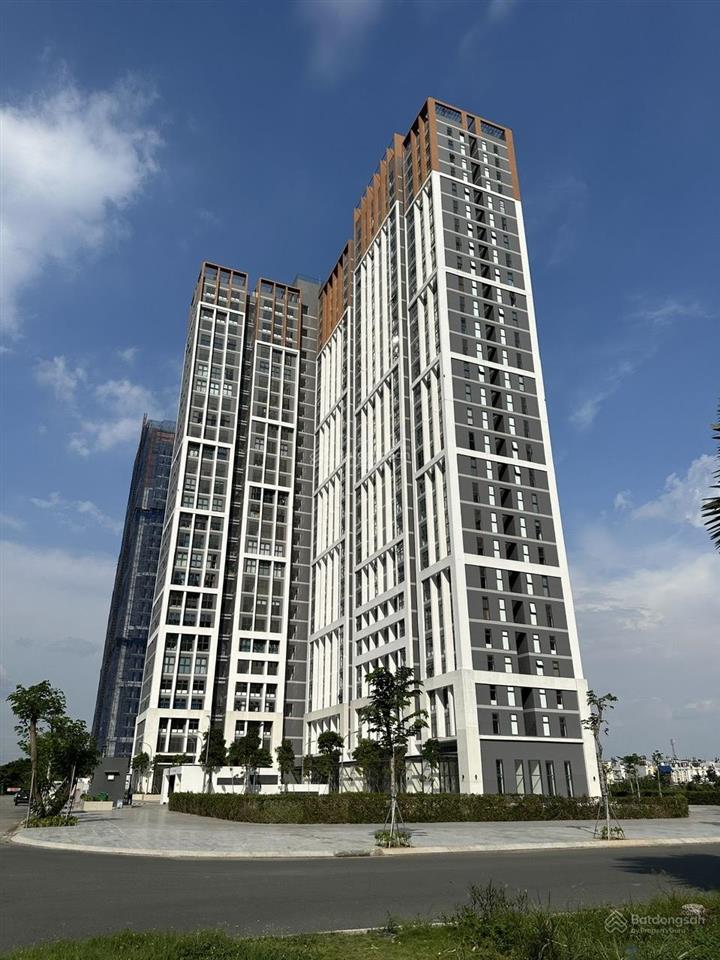Cho thuê căn góc 2pn2wc citi alto, nhà mới hoàn thiện full nt + 2 máy lạnh, máy giặt giá 8tr/tháng