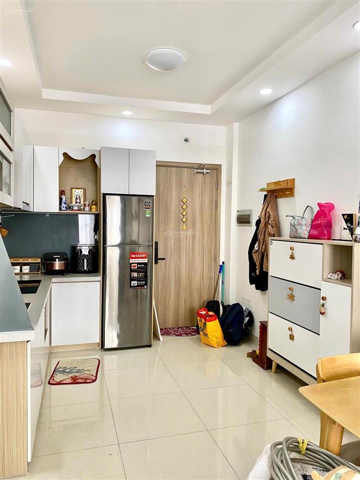 Bán nhanh căn góc 2pn2wc, 60m2 citihome, view thoáng mát, nội thất cơ bản giá 3 tỷ bao thuế phí